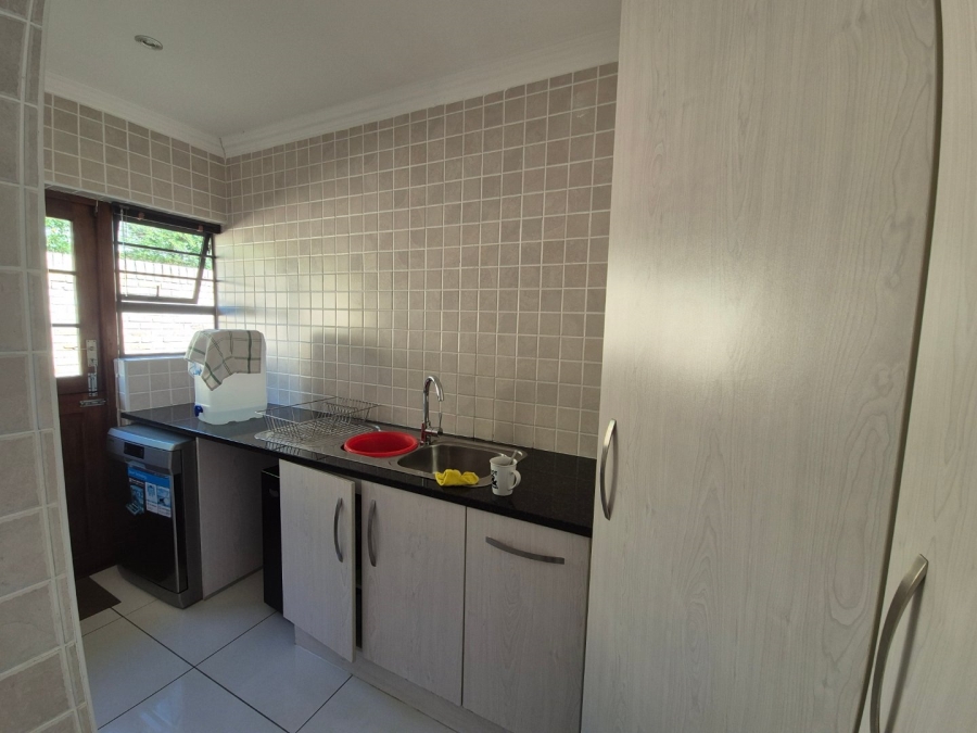 3 Bedroom Property for Sale in Weybridge Park Eastern Cape